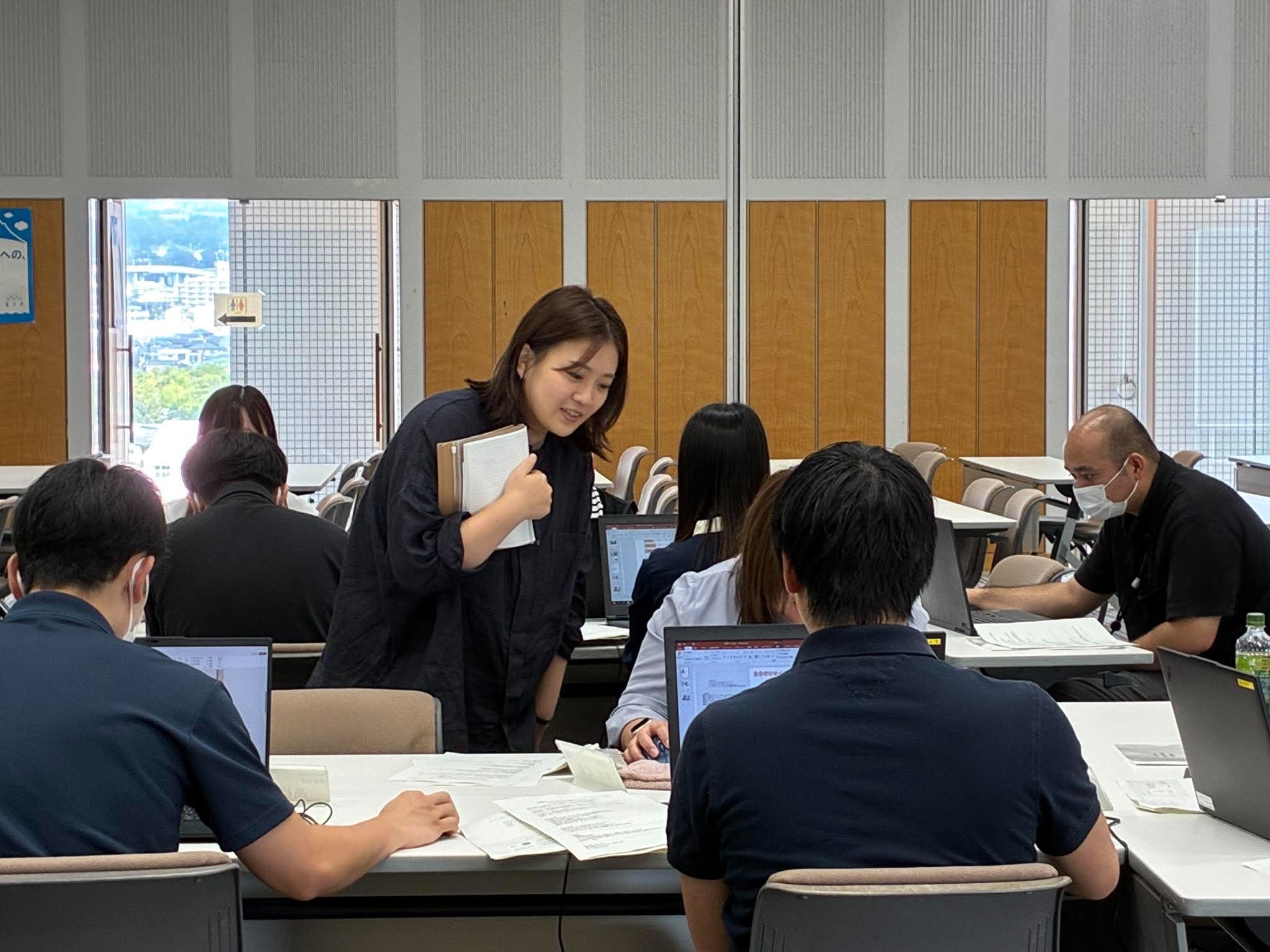 講師派遣「伝わる、がんばらないチラシデザイン講座」
